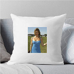 Jessica Biel produced and starred in the series The Sinner Jessica Biel Pillows Cover