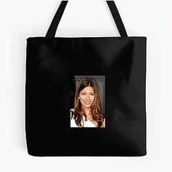 Jessica Biel is married to singer Justin Timberlake Jessica Biel Bags