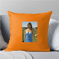 Jessica Biel produced and starred in the series The Sinner Jessica Biel Pillows Cover
