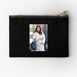 Jessica Biel starred in The Texas Chainsaw Massacre Jessica Biel Zipper Pouches
