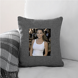 Jessica Biel is also an entrepreneur Jessica Biel Pillows Cover