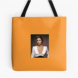 Jessica Biel is also a model and producer Jessica Biel Bags