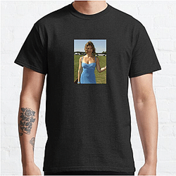 Jessica Biel produced and starred in the series The Sinner Jessica Biel T-Shirts