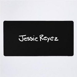 Jessie Reyez Colombian Singer Desk Mat