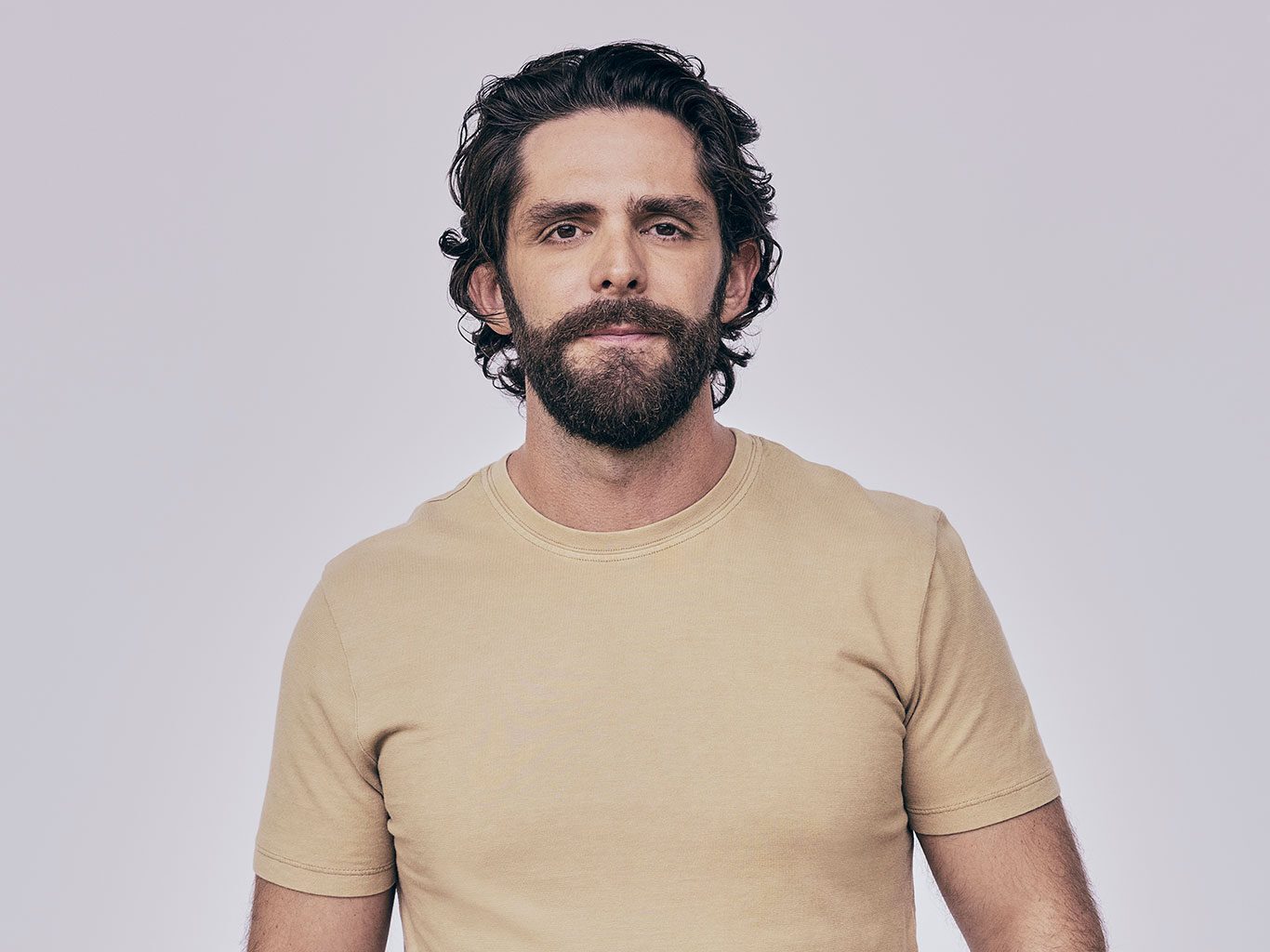 Why Thomas Rhetts Lyrics Connect with Fans on a Deep Emotional Level