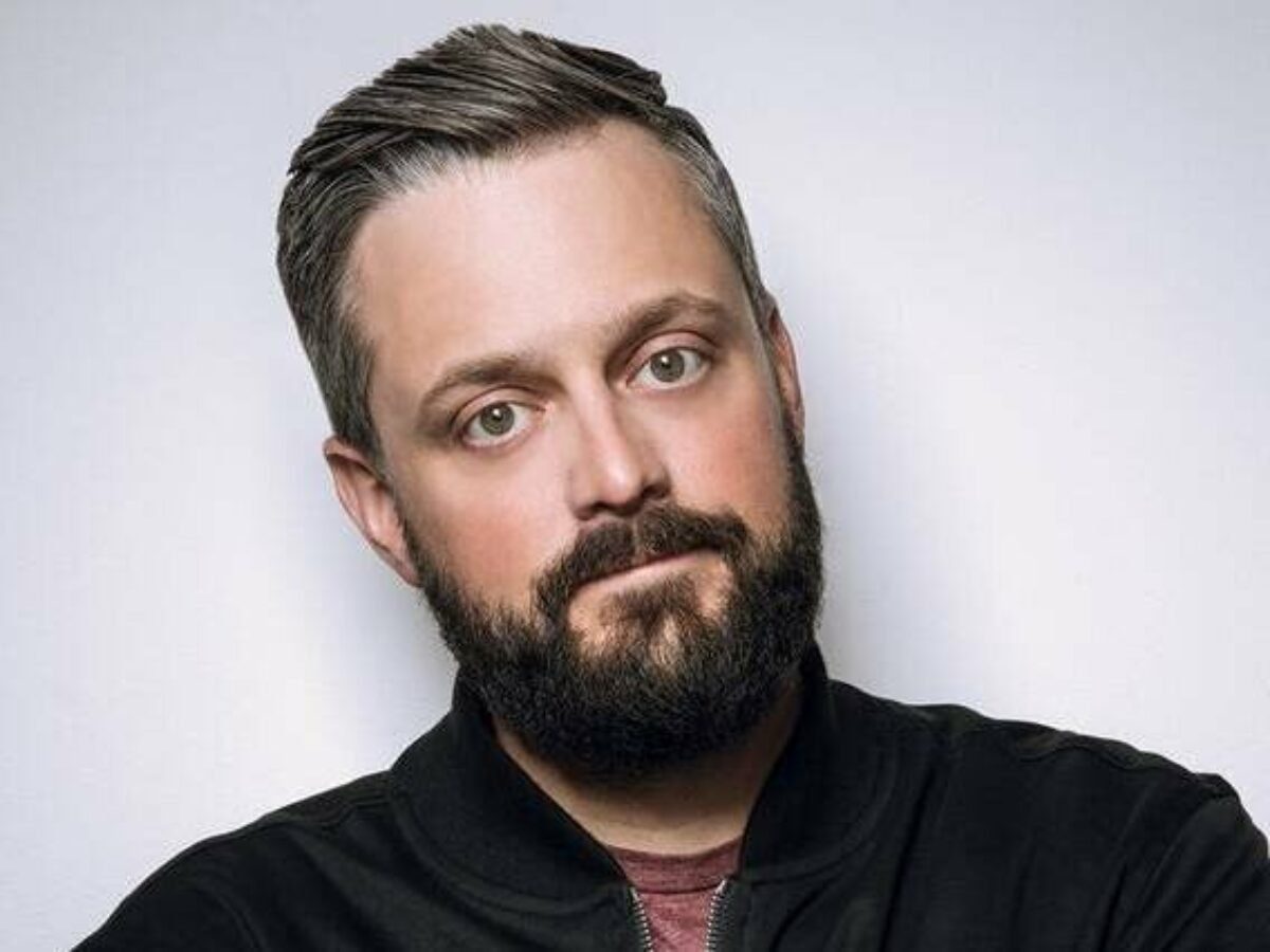 How Nate Bargatze Turns Everyday Life into Comedy Gold