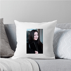 Jisoo – Collector’s Fashion Moment Jisoo Pillows Cover