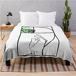 Bizarre Run Classic . Throw Blanket