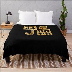 Jotarojojo Minimalist   	 Throw Blanket THAO123