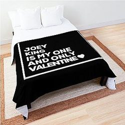 Joey King Is My One Valentine Comforter