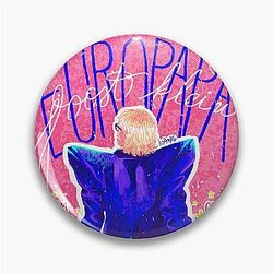 Joost Klein Papa Pin