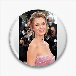 Vogue Favorite Josephine Skriver Pins