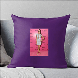 Fashion Muse Josephine Skriver Pillows Cover