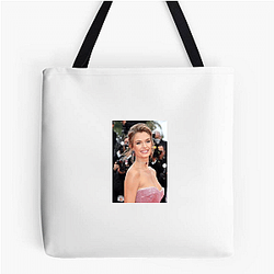 Vogue Favorite Josephine Skriver Bags
