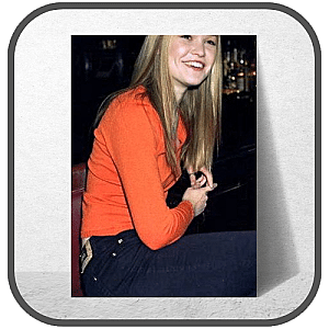 Julia Stiles Posters