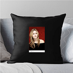 Julia Stiles is known for her role in the Bourne films Julia Stiles Pillows Cover