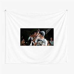 Julie and the Phantoms forms a band together Julie And The Phantoms Tapestries