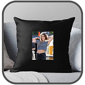 Kaia Gerber Pillows Cover