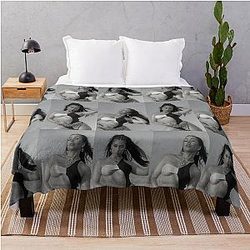 Kali Uchis B&W Aesthetic Throw Blanket