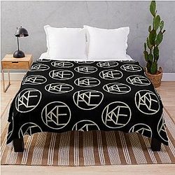 enak Kane coklat Brown| Perfect Gift|kane brown gift Throw Blanket