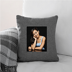 Modern Heroine Karen Fukuhara Pillows Cover