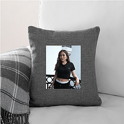 Action Starlet Karen Fukuhara Pillows Cover