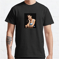 Modern Heroine Karen Fukuhara T-Shirts