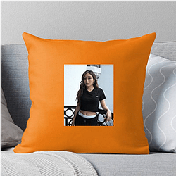 Action Starlet Karen Fukuhara Pillows Cover