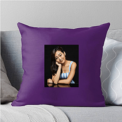 Modern Heroine Karen Fukuhara Pillows Cover
