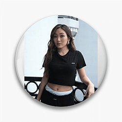 Action Starlet Karen Fukuhara Pins