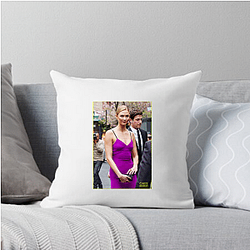 Vogue Favorite Karlie Kloss Pillows Cover