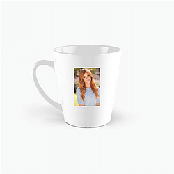 Katherine McNamara is an American actress Katherine Mcnamara Mugs