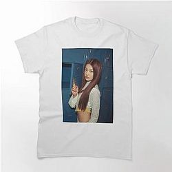 Yoonchae KATSiEYE Classic T-Shirt