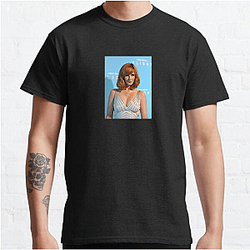 Legendary Actress Kelly Reilly T-Shirts