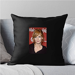 Style Icon Kelly Reilly Pillows Cover