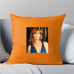 Academy Award Winner Kelly Reilly Pillows Cover