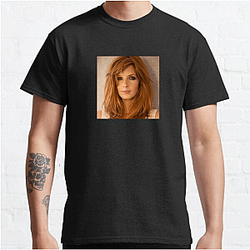 Glamorous Diva Kelly Reilly T-Shirts