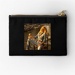 Red Carpet Queen Kelly Reilly Zipper Pouches