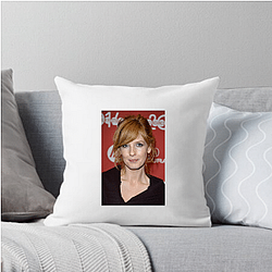 Style Icon Kelly Reilly Pillows Cover