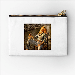 Red Carpet Queen Kelly Reilly Zipper Pouches