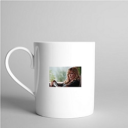 Hollywood Starlet Kelly Reilly Mugs