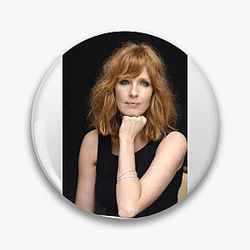 Screen Siren Kelly Reilly Pins