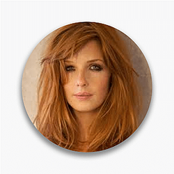 Glamorous Diva Kelly Reilly Pins