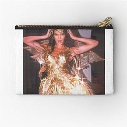Kendall Jenner Zipper Pouch