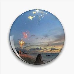 Kendall Jenner Beach Pin