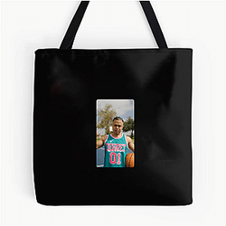 Cross-Platform Social Star Kenny Chao Bags