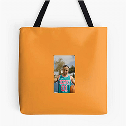 Cross-Platform Social Star Kenny Chao Bags