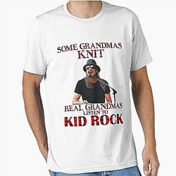 Some Grandmas Knit Essential T-Shirt