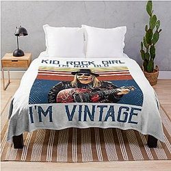 Retro Girl Vintage Throw Blanket