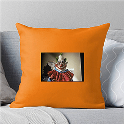 Killer Klowns from Outer Space The Klowns' Invasion Killer Klowns From Outer Space Pillows Cover